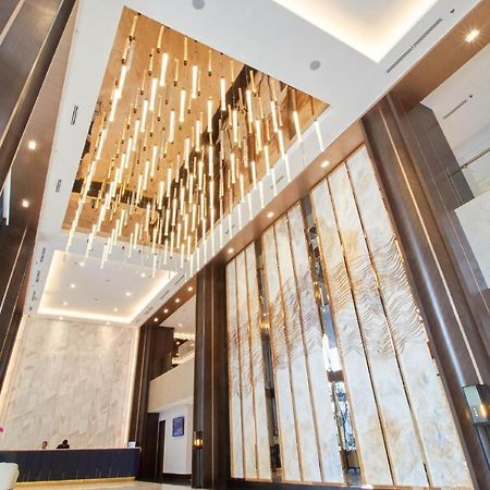 Dorsett Sri Hartamas Kl By Roam Hotel Kuala Lumpur Exterior foto