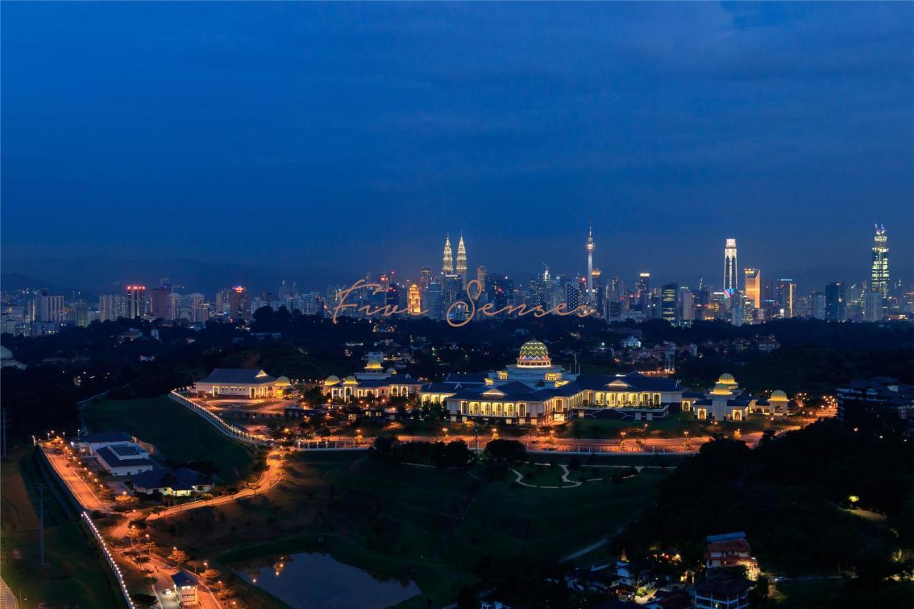 Dorsett Sri Hartamas Kl By Roam Hotel Kuala Lumpur Exterior foto